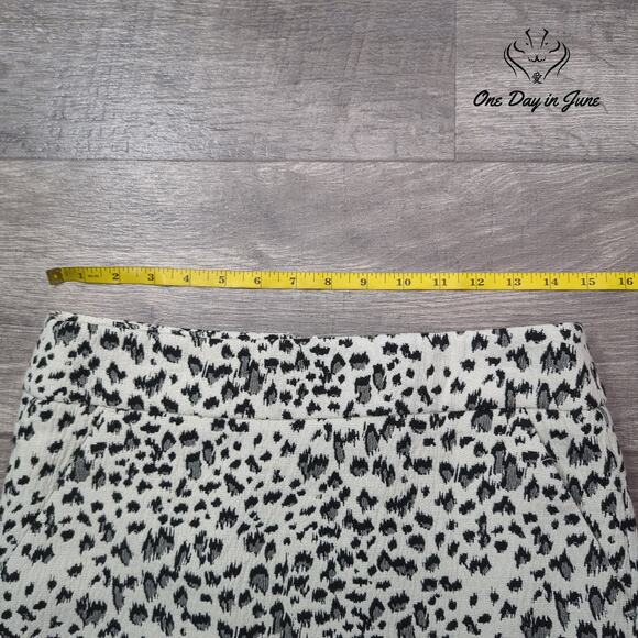 Loft Mini Skirt Size S - Picture 3 of 5